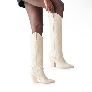 Steve Madden Lasso White Leather Boots, sz 8.5